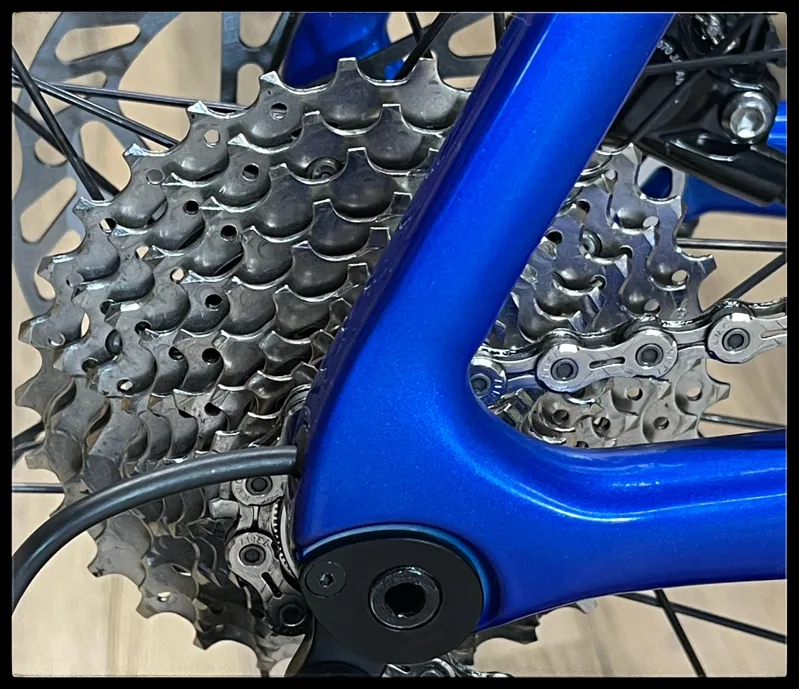 Giant Propel Advanced 2 Large Cobalt 2023-4